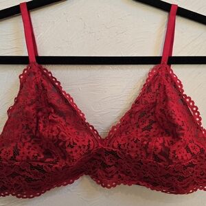 b.tempt'd Red Lace Bralette Size Large